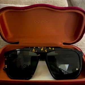 Gucci sunglasses. Certified. Bought in Italy in 2022. Men’s Gucci. Unisex Gucci.